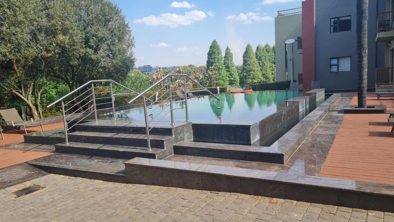 St Andrews Hotel And Spa Johannesburg Esterno foto